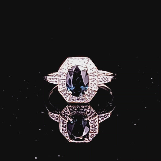 14K Vintage Design Oval Sapphire & Diamond Ring